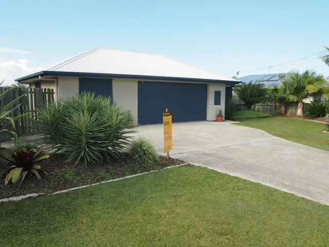 26 Canberra Avenue, Cooloola Cove QLD 4580