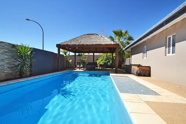 3 Coppock  Court, Desert Springs NT 870