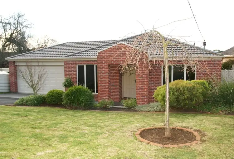 Main view of Homely house listing, 4 Kawana Court, Camperdown VIC 3260