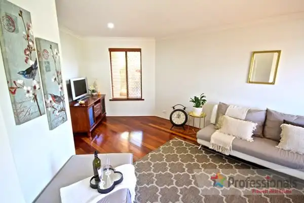 1 Lofoten Way, Ferndale WA 6148