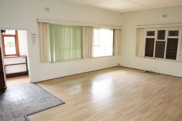 Fifth view of Homely house listing, 16 Nineteenth Street, Renmark SA 5341