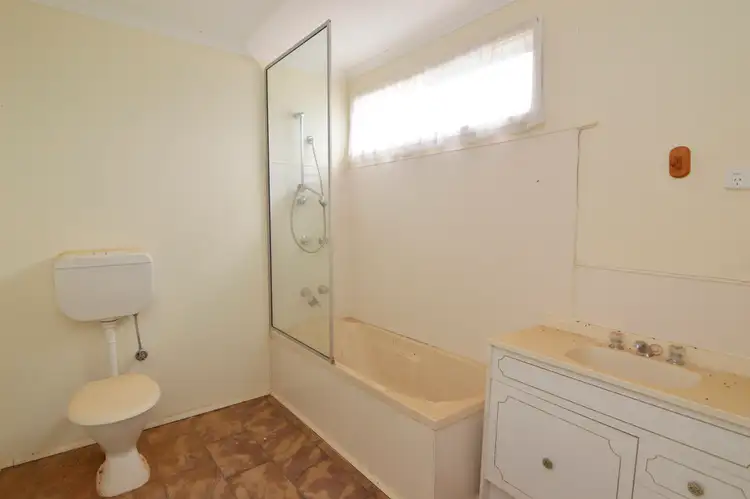 Fifth view of Homely house listing, 112 River Road, Pomona NSW 2648