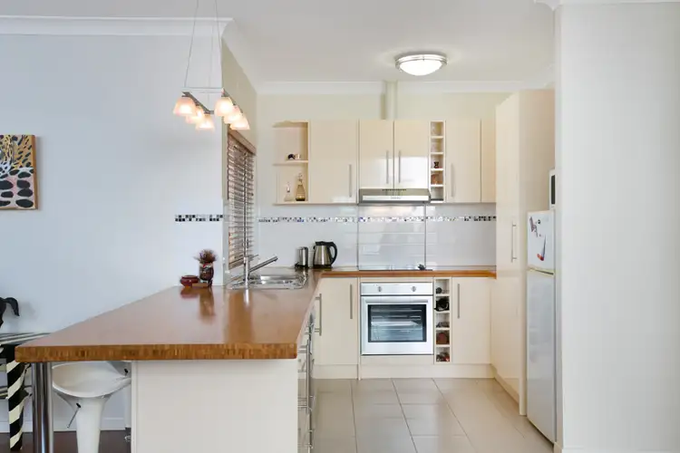 Third view of Homely villa listing, 33/87 MacIlwraith Street, Manoora QLD 4870