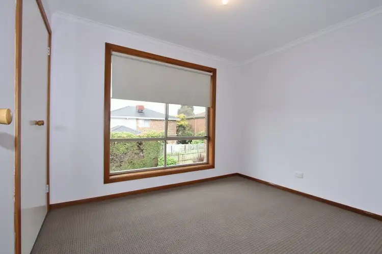 Fifth view of Homely house listing, 15 Samaher Court, Endeavour Hills VIC 3802