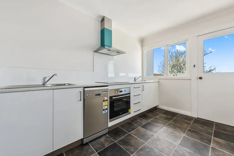 Unit 2/ 29A Middle Road, Devonport TAS 7310