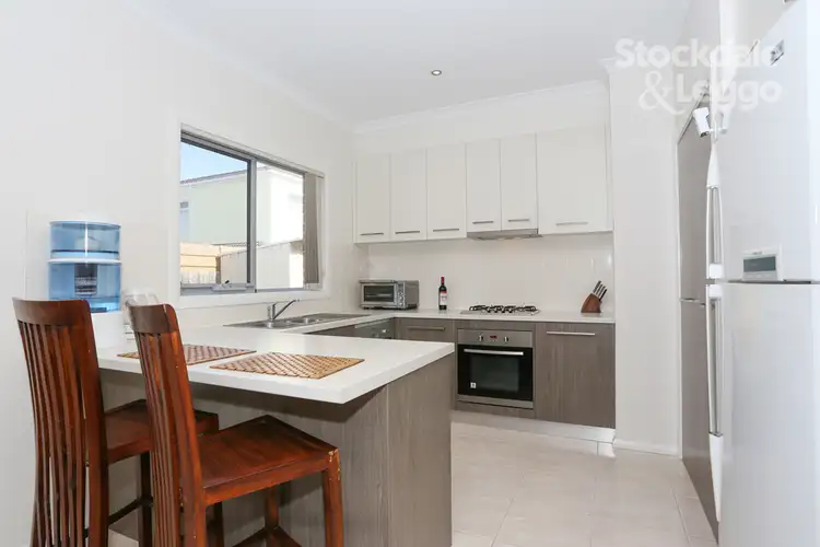 Sixth view of Homely unit listing, 1/15 Greenleaf Circuit, Tarneit VIC 3029