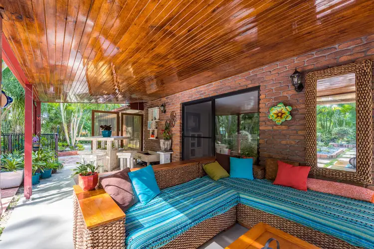 5 Woodlands Lane, Moore Park Beach QLD 4670