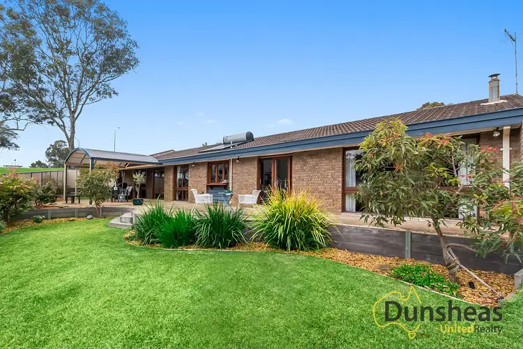 10 Mathis Place, Ingleburn NSW 2565