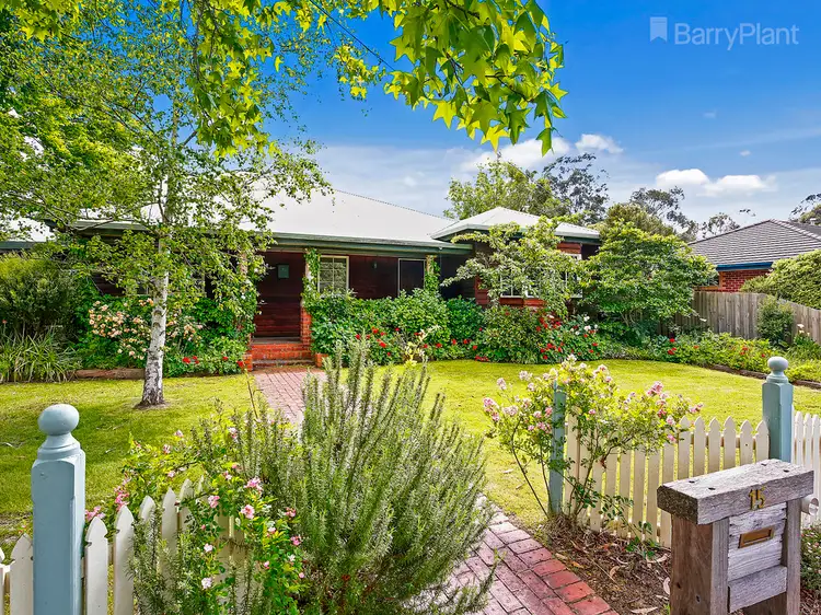 15 Louisa Street, Croydon VIC 3136