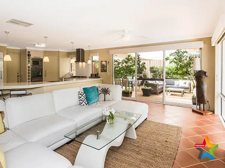 Sixth view of Homely house listing, 10 Janeville Place, South Guildford WA 6055