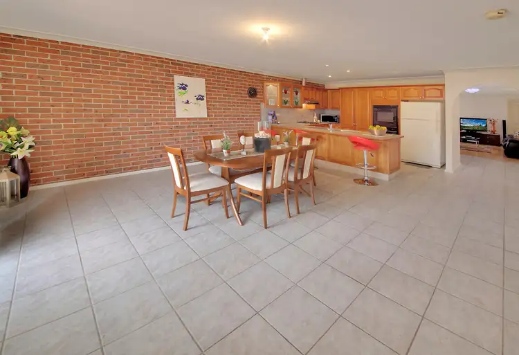 4B Carinya Road, Girraween NSW 2145