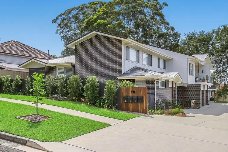 1/9-11 White Street, East Gosford NSW 2250