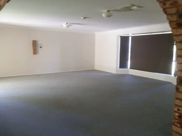 Fifth view of Homely house listing, 9 Edgewood Drive, Emerald QLD 4720