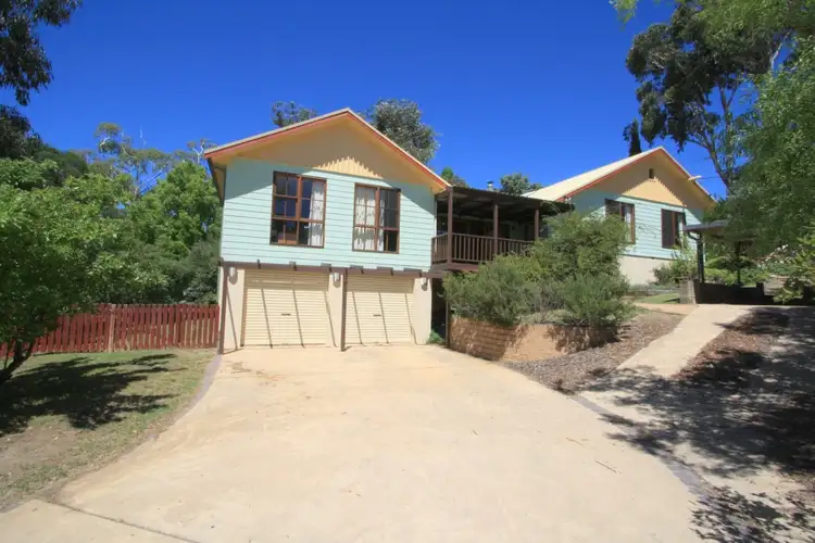 11 Moloola Ave, Cooma NSW 2630