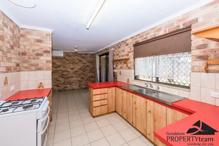 Fifth view of Homely house listing, 4 Pargi Close, Waggrakine WA 6530