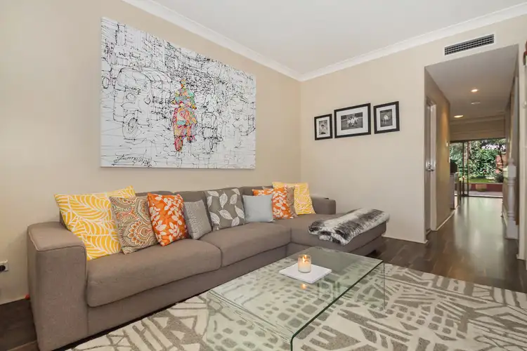 TH5/28 West Street, North Sydney NSW 2060