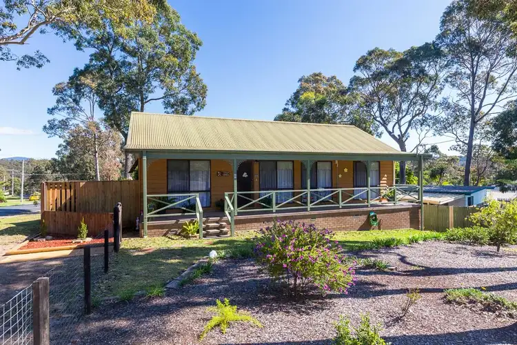 55 Berrima Parade, Surfside NSW 2536