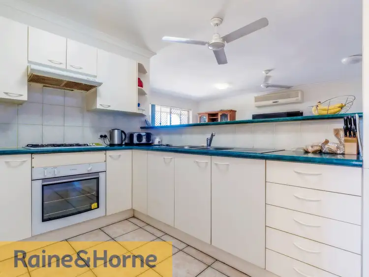 Fifth view of Homely house listing, 2 Fernlea Court, Caboolture QLD 4510
