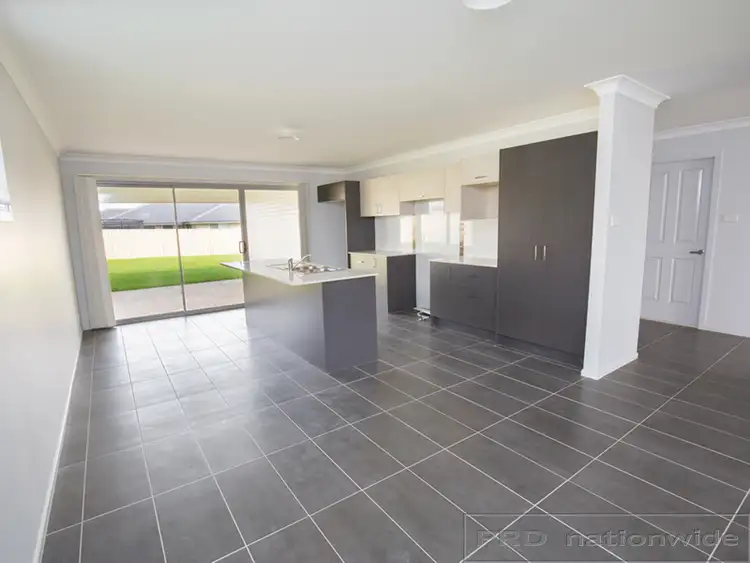 Fourth view of Homely house listing, 7 Vikki Avenue, Rutherford NSW 2320