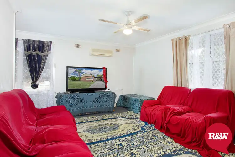 Second view of Homely house listing, 40 Mariana Crescent, Lethbridge Park NSW 2770