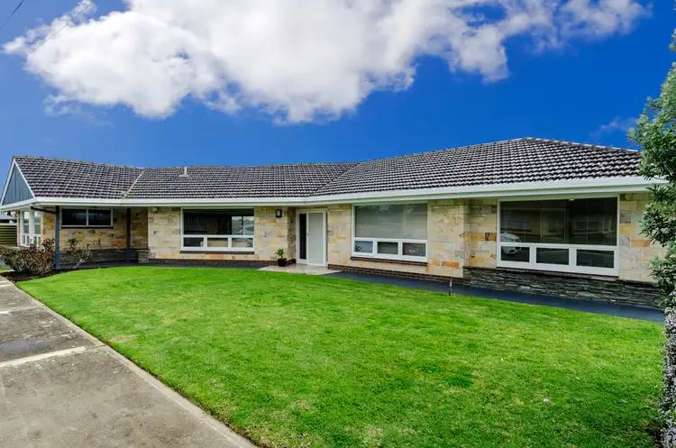 8 Thelma Ave, Fulham Gardens SA 5024