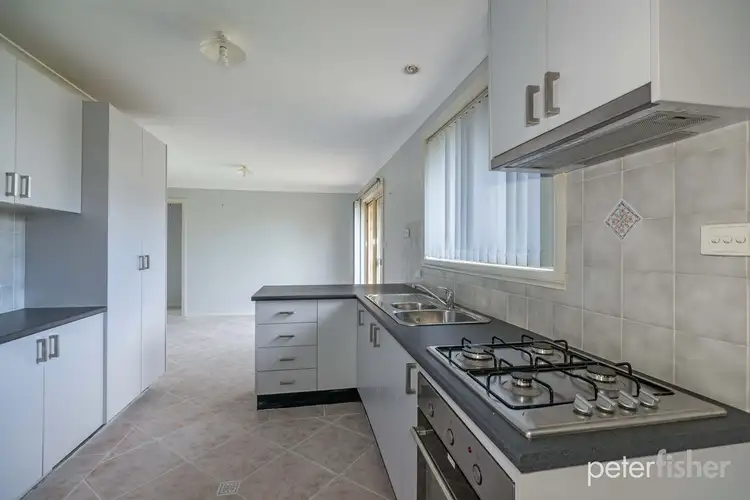 Fourth view of Homely house listing, 2 Samuel Close, Orange NSW 2800