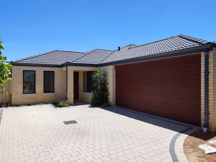 2/27 Leach Highway, Wilson WA 6107