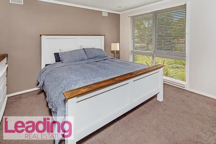 Fifth view of Homely house listing, 11 Gregory Court, Sunbury VIC 3429