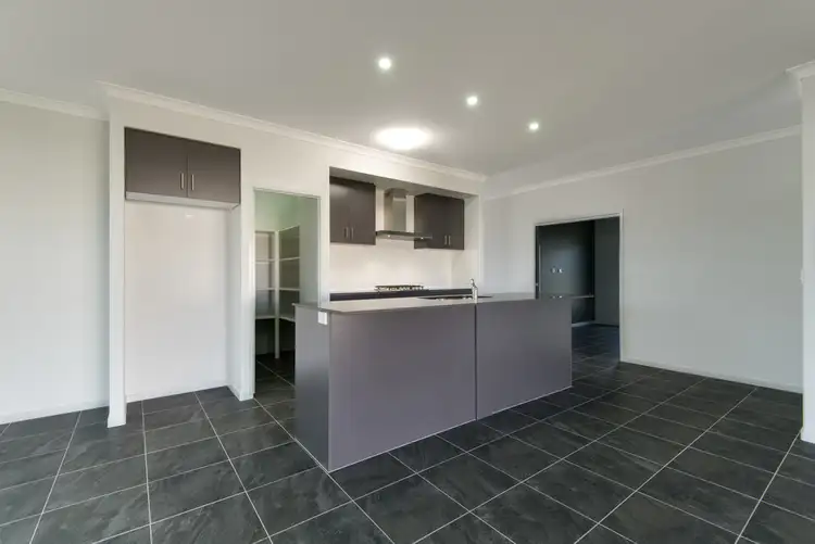 Fourth view of Homely house listing, 4 Pearlshell Court, Ashfield QLD 4670