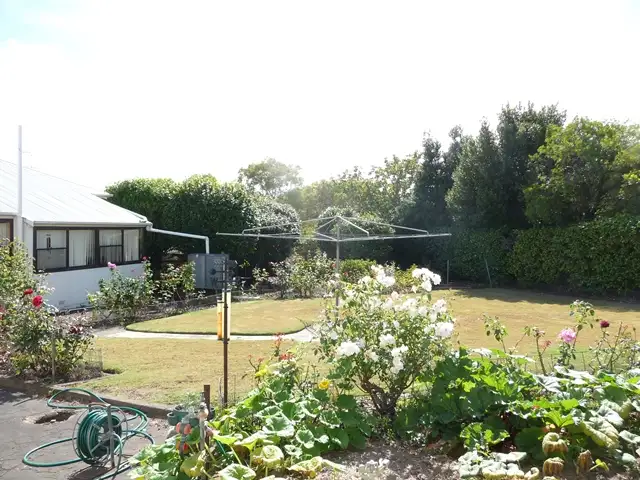 Second view of Homely house listing, 8 Rymill Place, Mount Gambier SA 5290