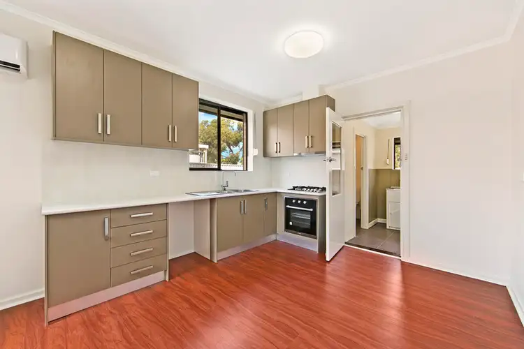 17 Cleve Street, Mansfield Park SA 5012