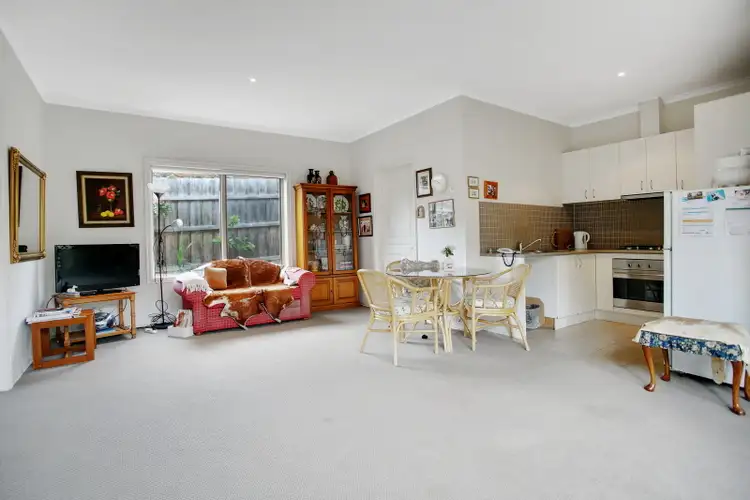 Second view of Homely unit listing, 6/8 Reservoir Road, Frankston VIC 3199