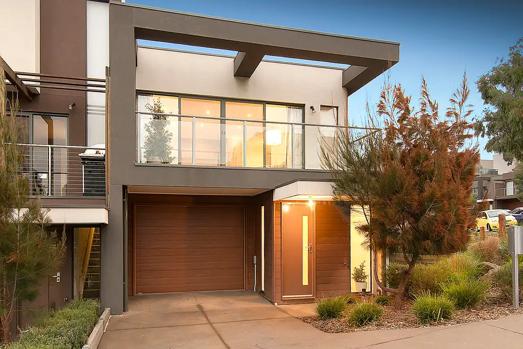 Main view of Homely townhouse listing, 2 Reserve Place, Notting Hill VIC 3168