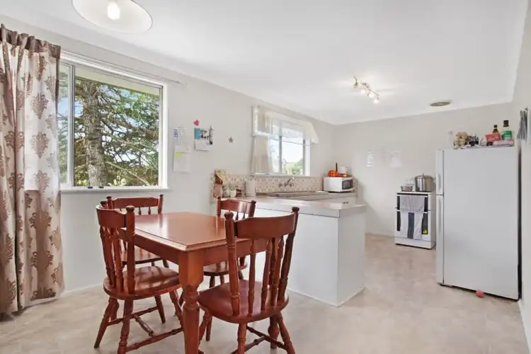 Second view of Homely unit listing, 4-2 Eagle Lane, Mallabula NSW 2319