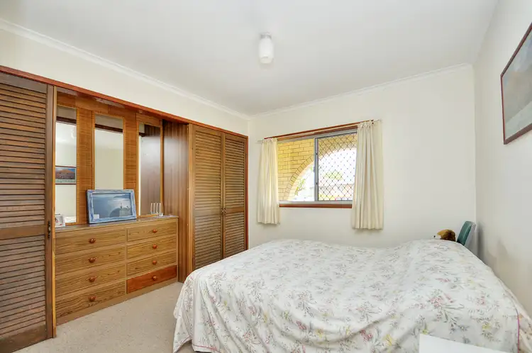 Sixth view of Homely house listing, 4 Binnacle Court, Mermaid Waters QLD 4218