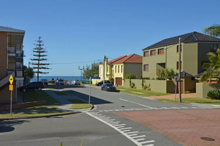 Fifth view of Homely unit listing, Unit @ / 5 Wave Street, Mermaid Beach QLD 4218