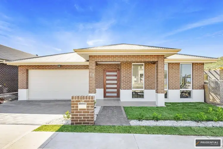 42 The Straight, Oran Park NSW 2570