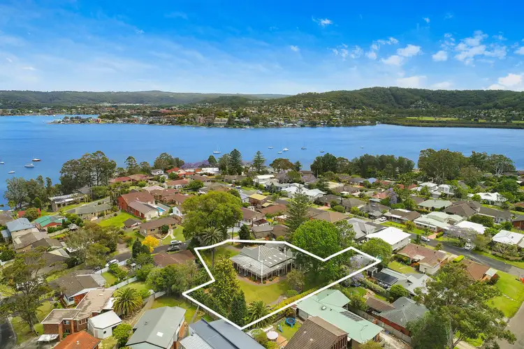 Fifth view of Homely house listing, 4 Roslyn Garden, Green Point NSW 2251