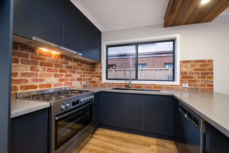 Fifth view of Homely house listing, 20 Ruthven Circuit, Wodonga VIC 3690