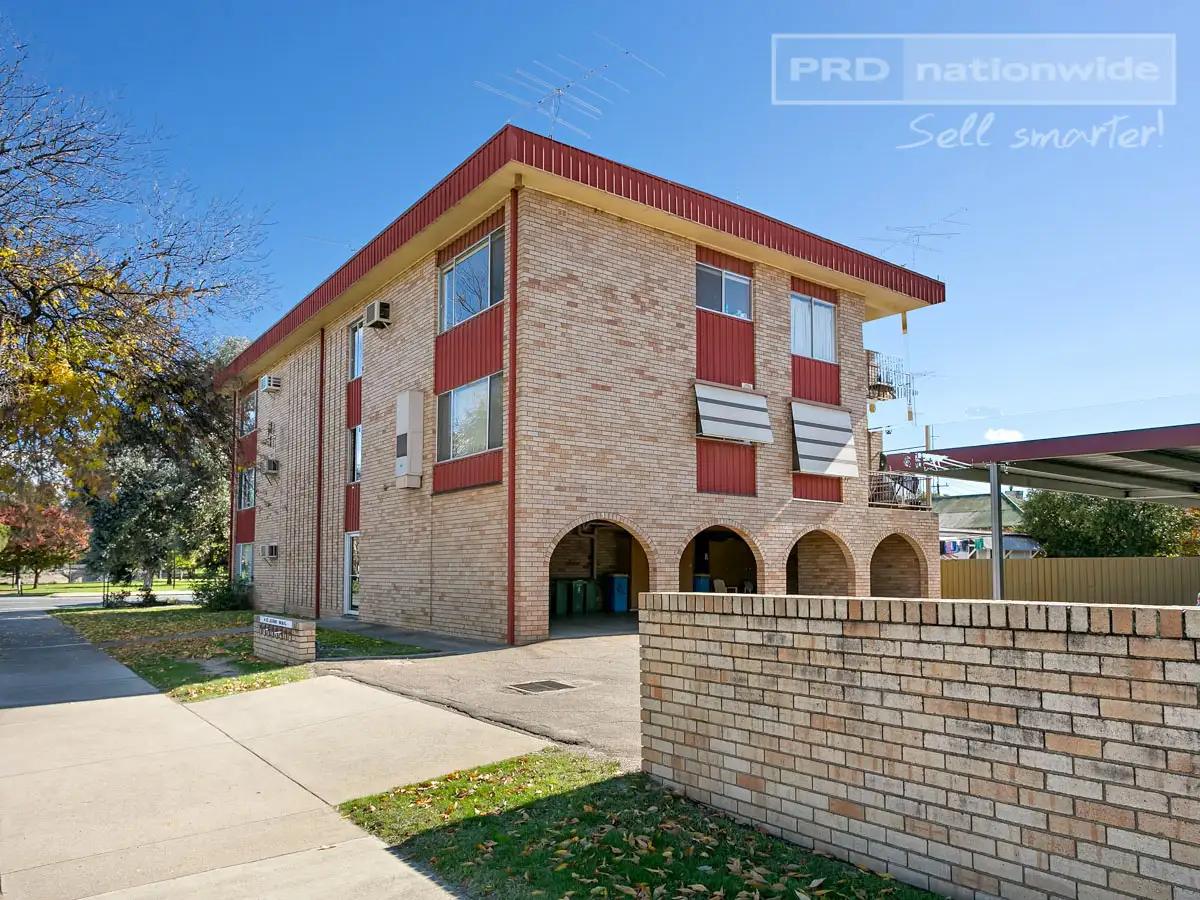 Main view of Homely unit listing, 1/191 Tarcutta Street, Wagga Wagga NSW 2650