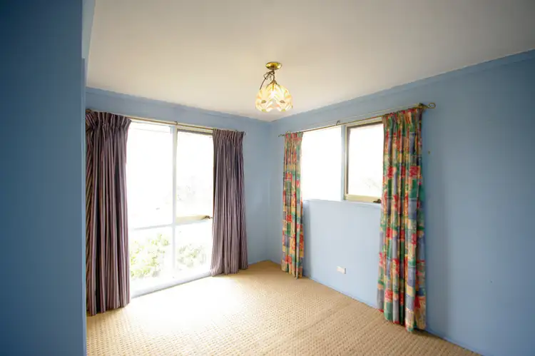 Sixth view of Homely house listing, 16 Sienna Crescent, Endeavour Hills VIC 3802
