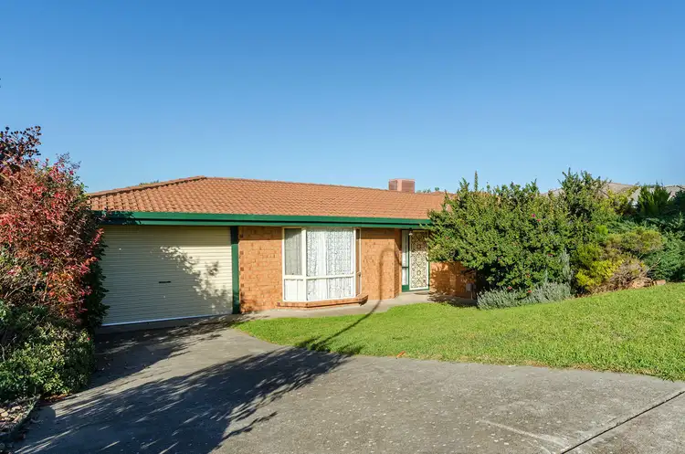 54 Vennachar Drive, Hallett Cove SA 5158