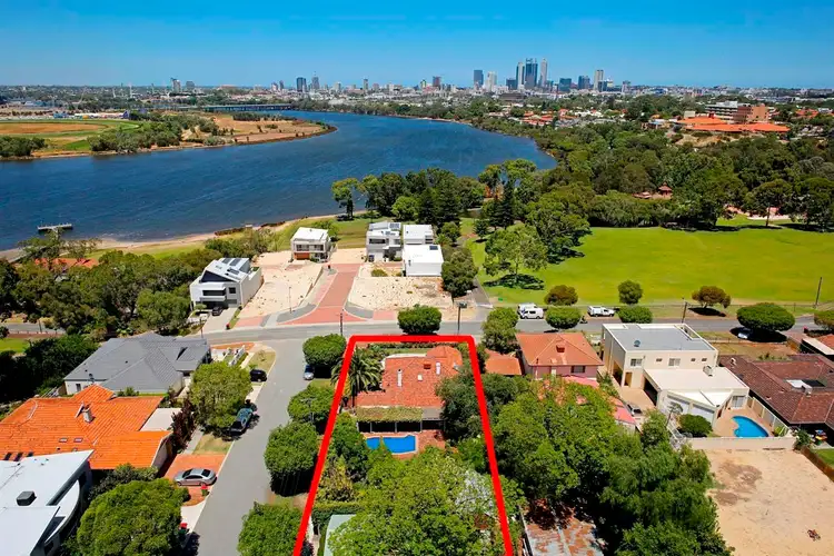 9 Fourth Avenue East, Maylands WA 6051