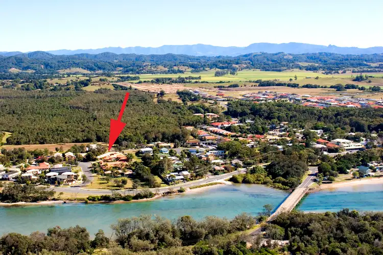 1/3 Hampton Court, Pottsville NSW 2489