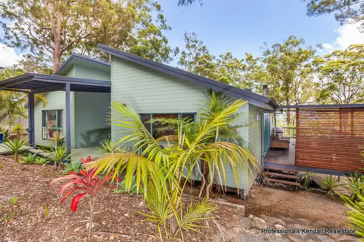 1696 Tamborine-Oxenford Road, Tamborine Mountain QLD 4272