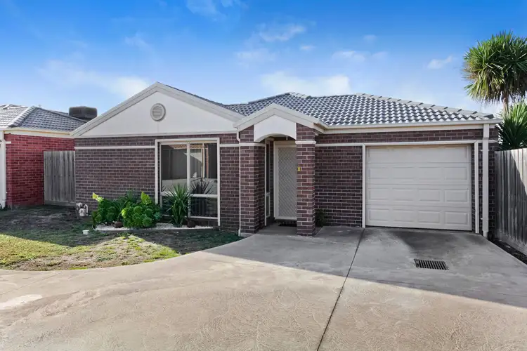 4/8-12 Granholm Grove, Melton West VIC 3337