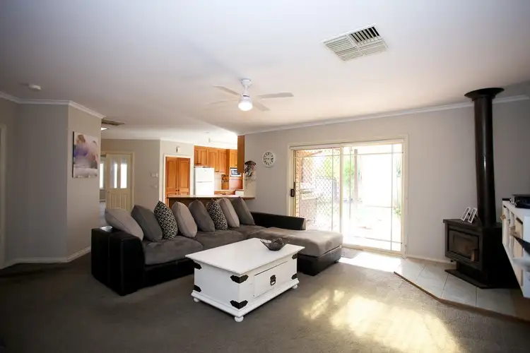 Third view of Homely house listing, 2 Perkins Court, Horsham VIC 3400