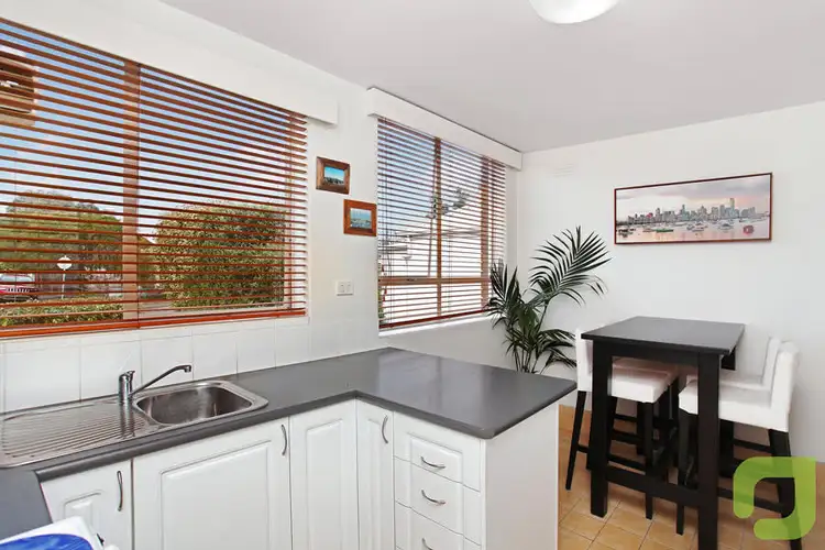 1/13 Dover Road, Williamstown VIC 3016