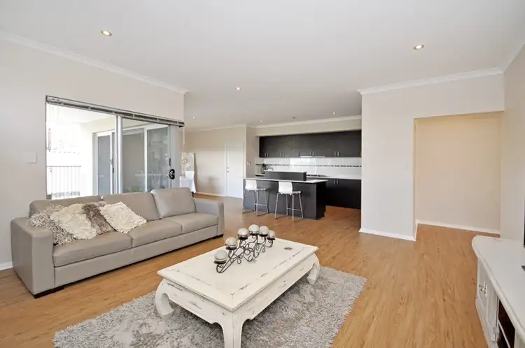 Fifth view of Homely house listing, 32 Hirani Link, Aveley WA 6069