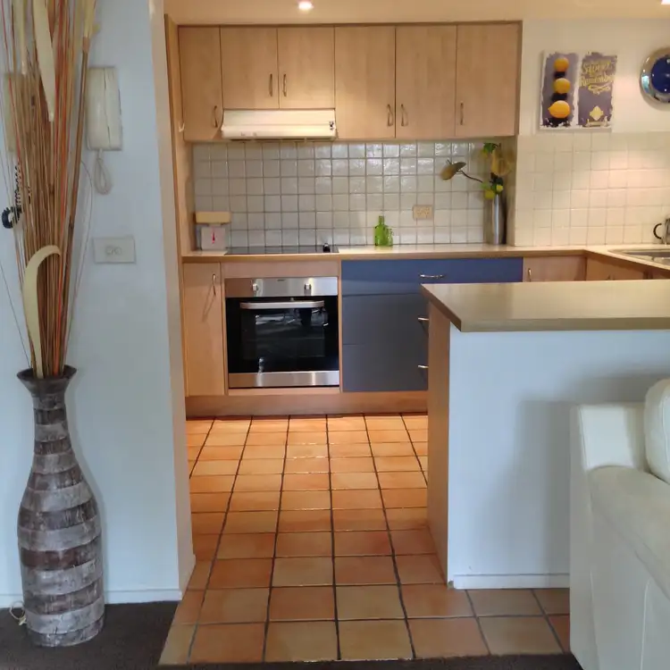 Sixth view of Homely unit listing, Unit at 4 Britannia Avenue, Broadbeach QLD 4218